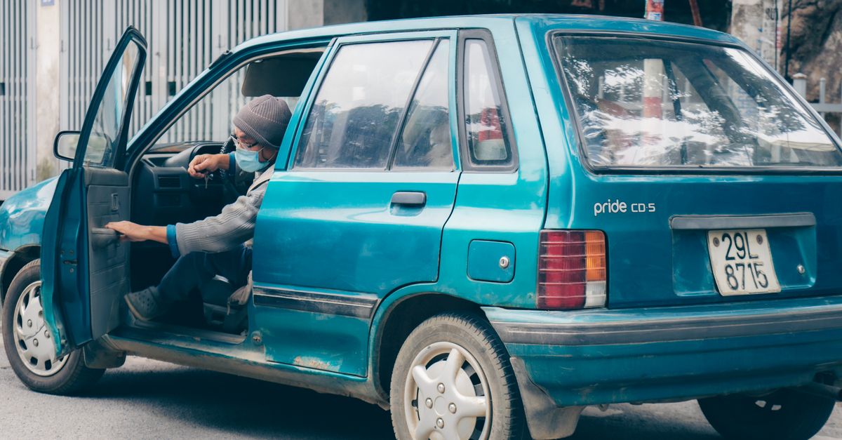 What Is the Average Cost to Unlock a Car Door? — La Palma California Locksmith