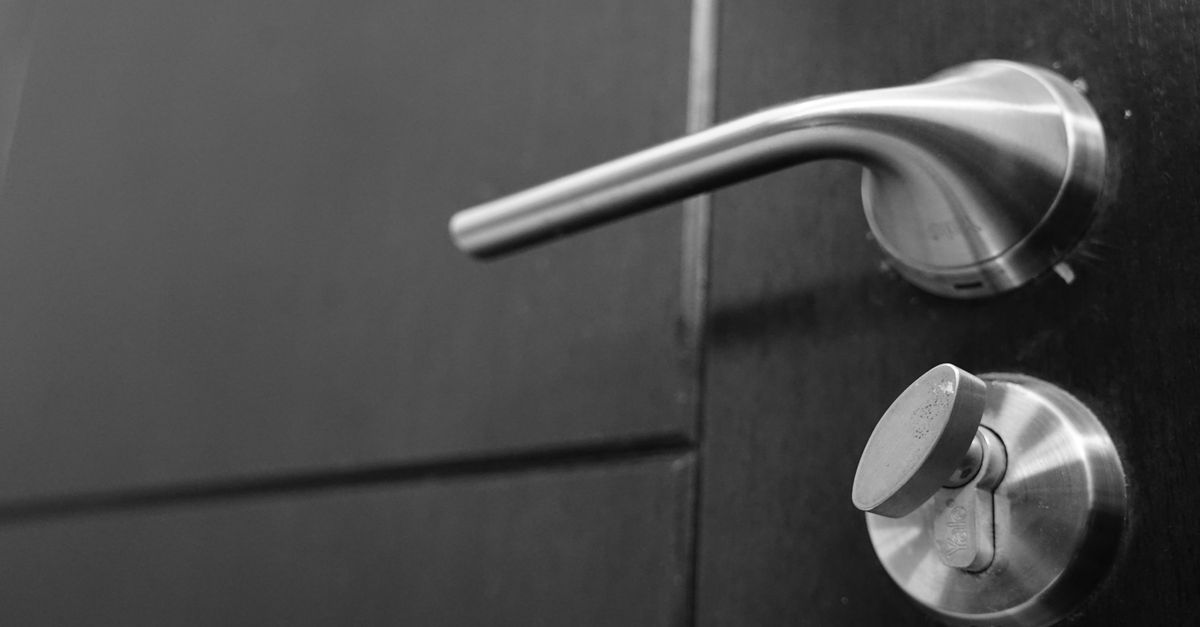 locksmith service technician — La Palma California Locksmith